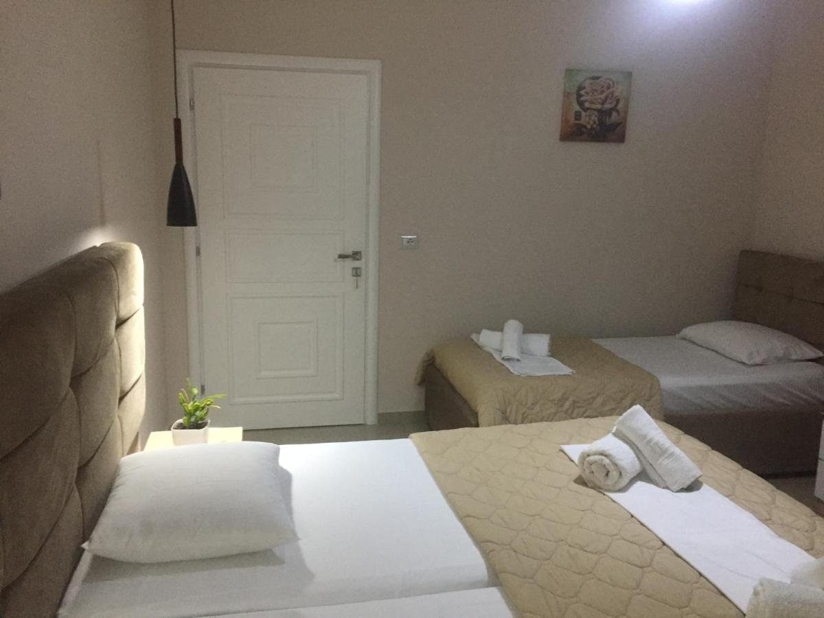 Guest'S Apartament Pogradec Buitenkant foto