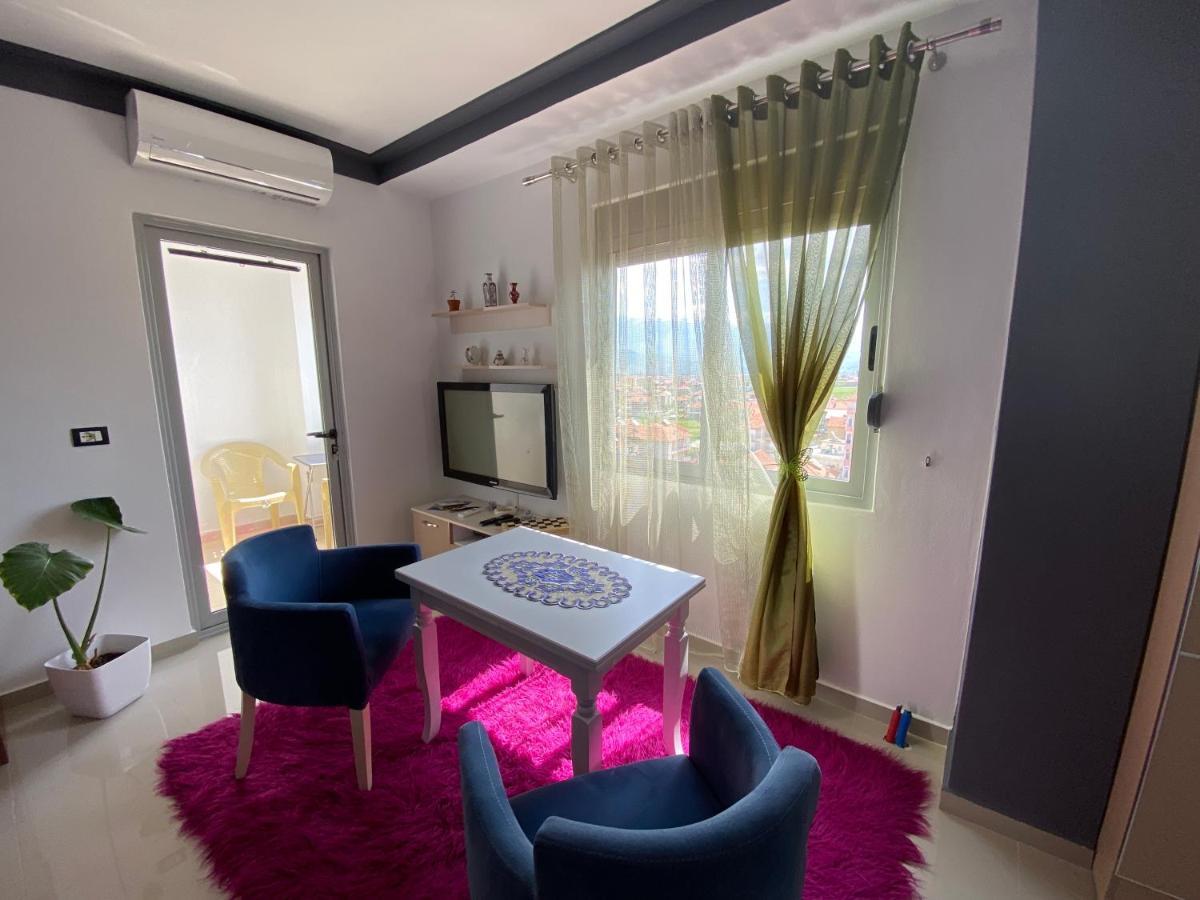 Guest'S Apartament Pogradec Buitenkant foto