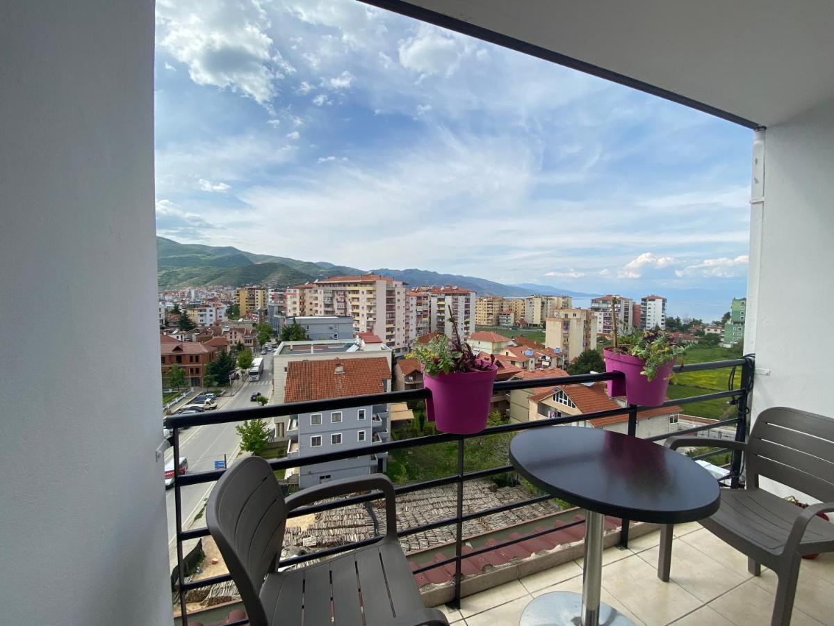 Guest'S Apartament Pogradec Buitenkant foto