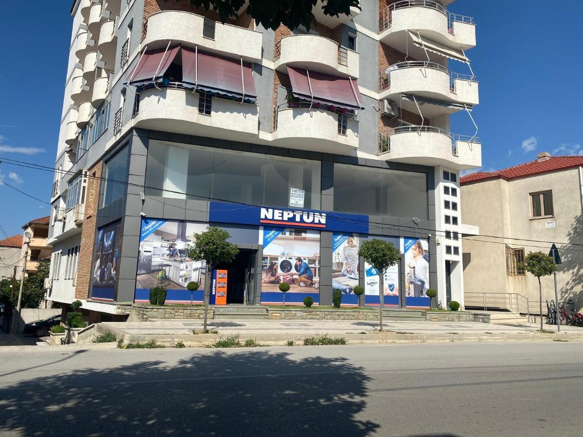 Guest'S Apartament Pogradec Buitenkant foto