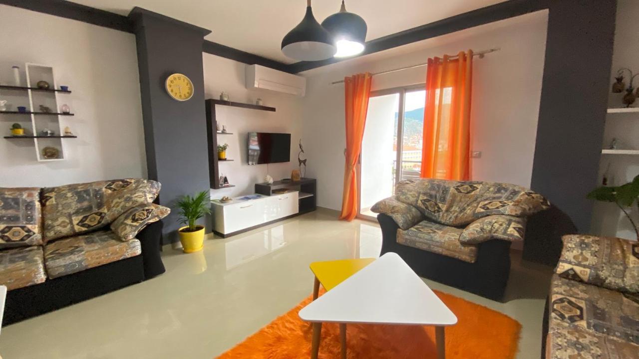Guest'S Apartament Pogradec Buitenkant foto