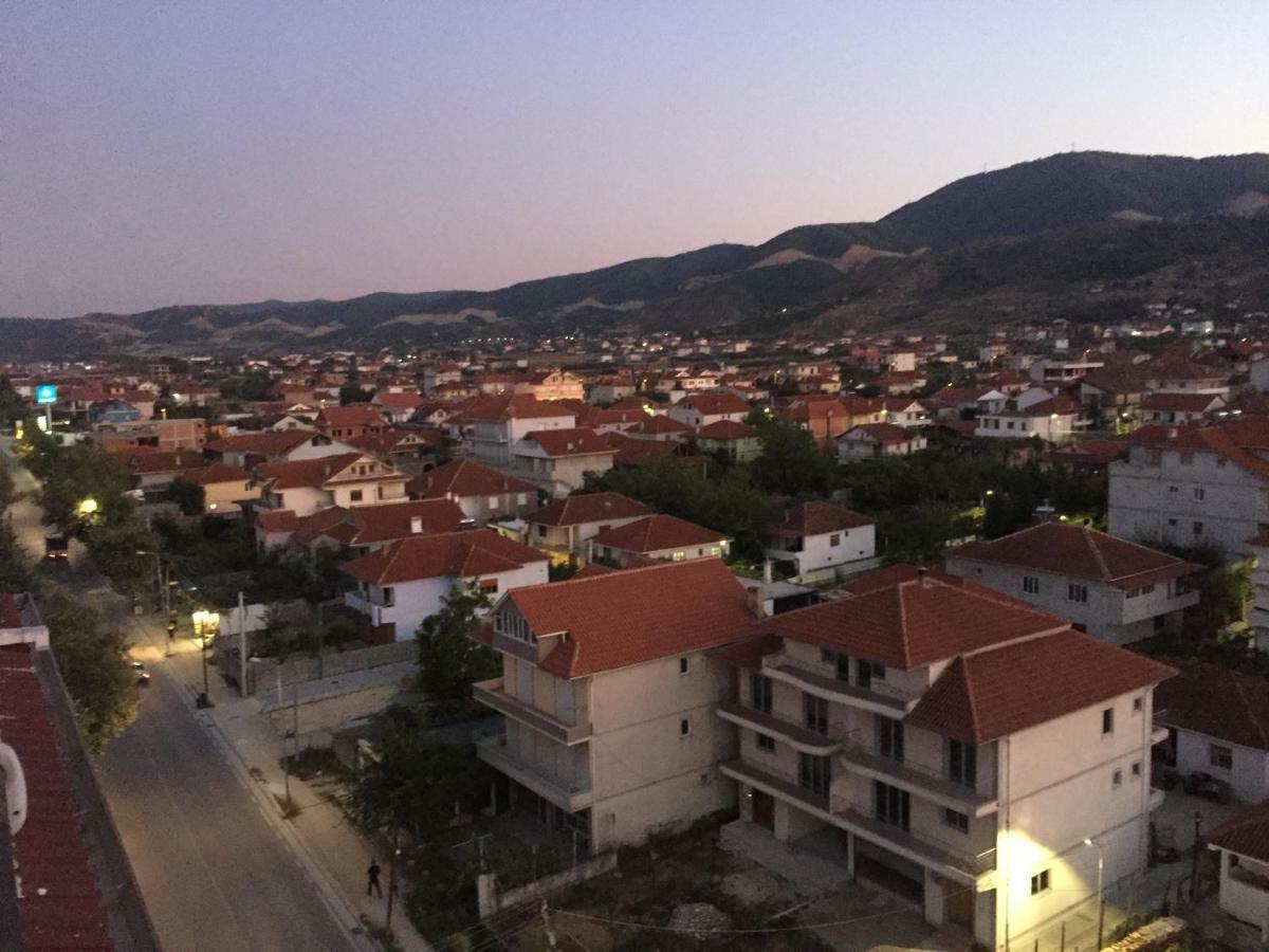 Guest'S Apartament Pogradec Buitenkant foto